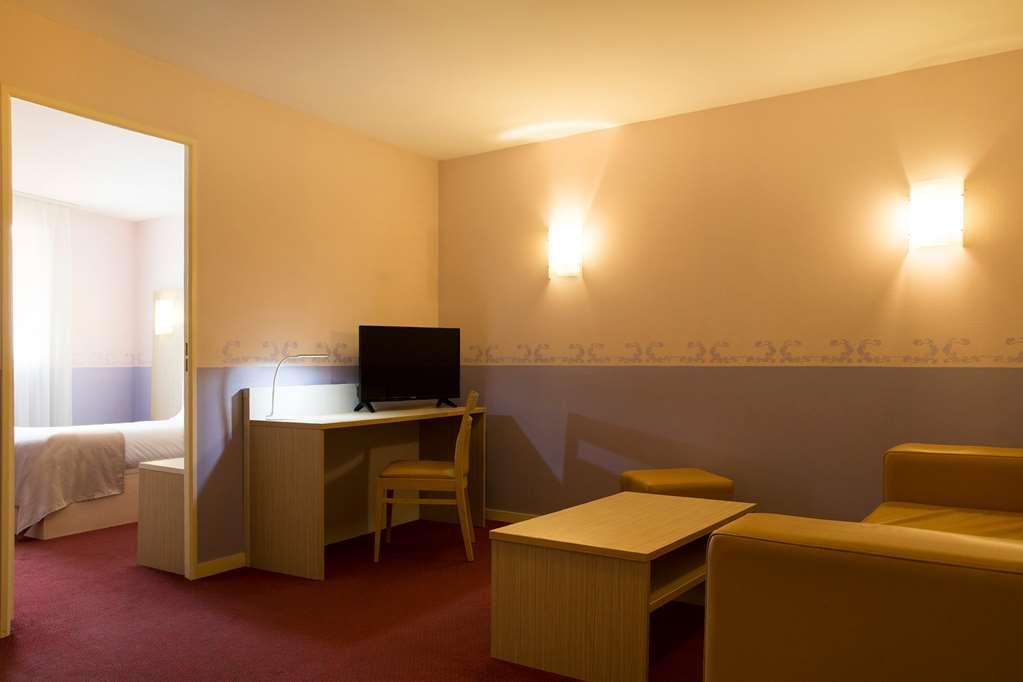 Brit Hotel Le Lion D'Or Chinon Rom bilde