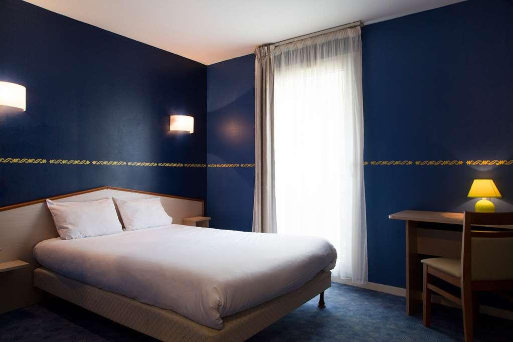 Brit Hotel Le Lion D'Or Chinon Rom bilde