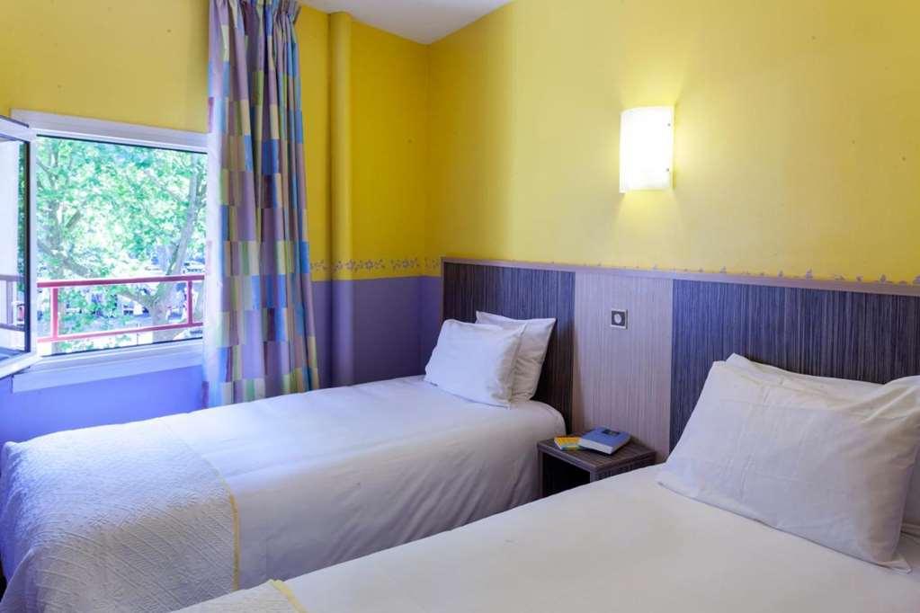 Brit Hotel Le Lion D'Or Chinon Rom bilde